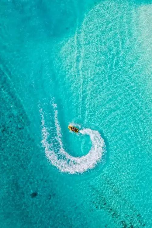 Cayman Kai, a tropical paradise